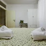 Pretty In The Centre - Old Town Apartament *