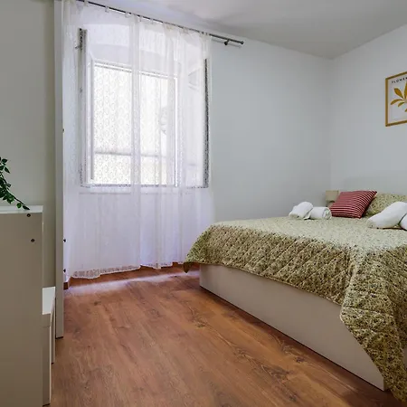 Pretty In The Centre - Old Town Apartment Zadar