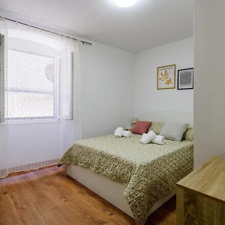 Pretty In The Centre - Old Town Appartement